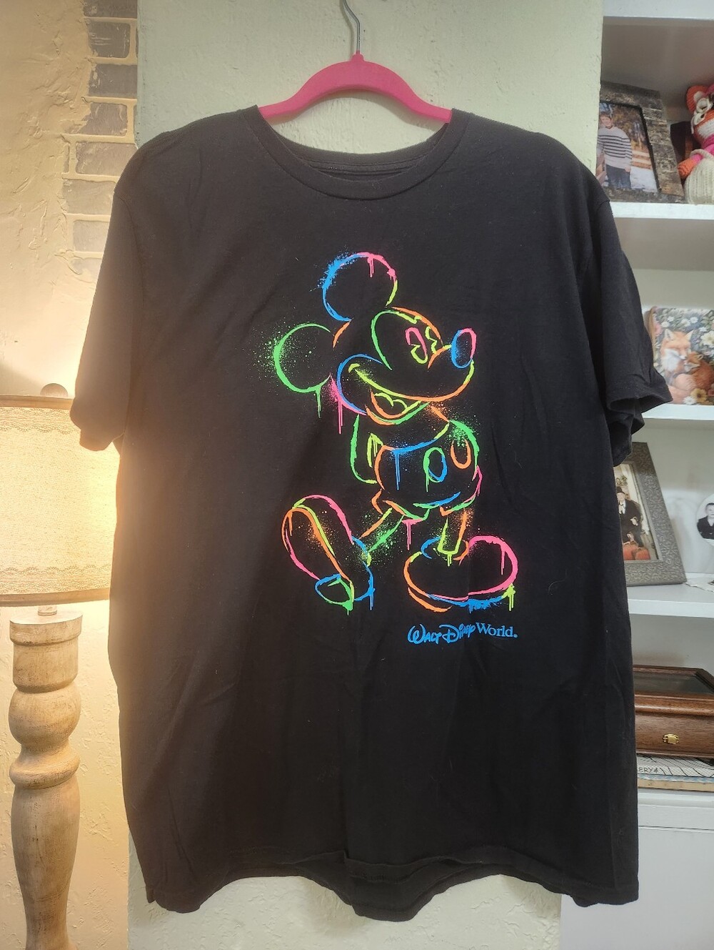 Walt Disney Disneyland rainbow neon glow Mickey Mouse graphic Size xl P2p 23.5